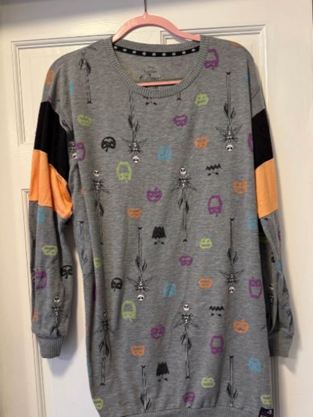 Disney Nightmare Before Christmas Sweater Sleep Tee Nightie Large Pajama PJ - Picture 2 of 3